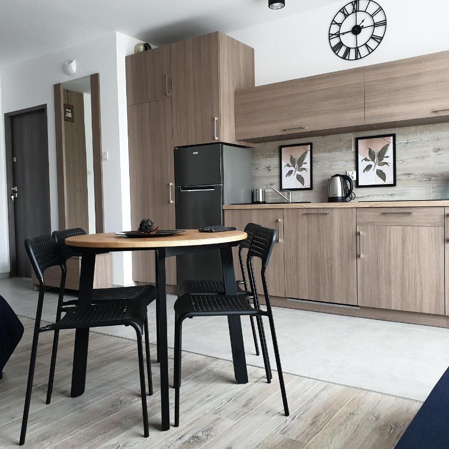 ウッチQ Apart Coral - Studio, Manufaktura, Parking Gratis, Tv Max, Fv, Gwarancja Zadowoleniaアパートメント エクステリア 写真