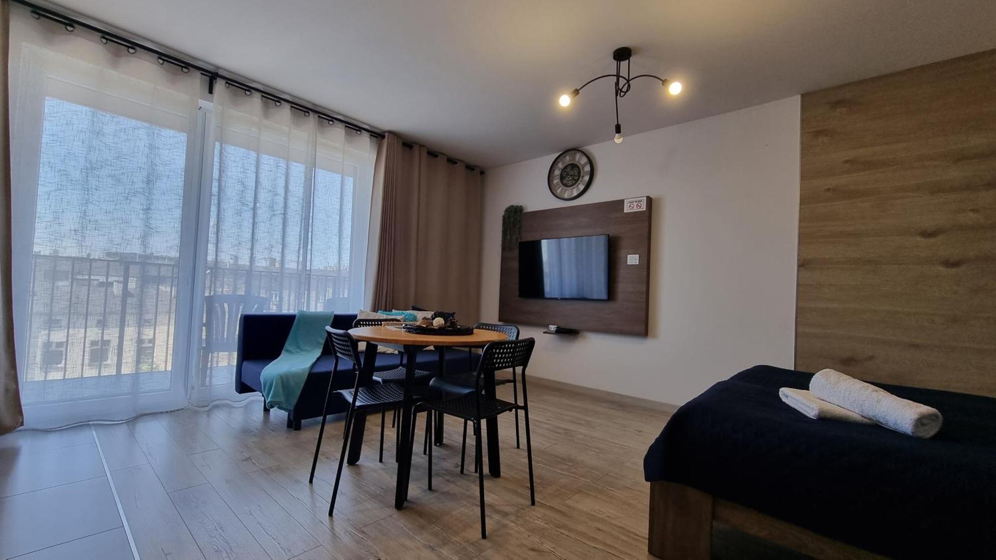 ウッチQ Apart Coral - Studio, Manufaktura, Parking Gratis, Tv Max, Fv, Gwarancja Zadowoleniaアパートメント エクステリア 写真